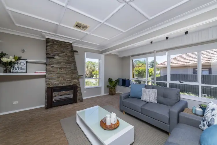 Fourth view of Homely house listing, 17 Elizabeth Crescent, Queanbeyan NSW 2620
