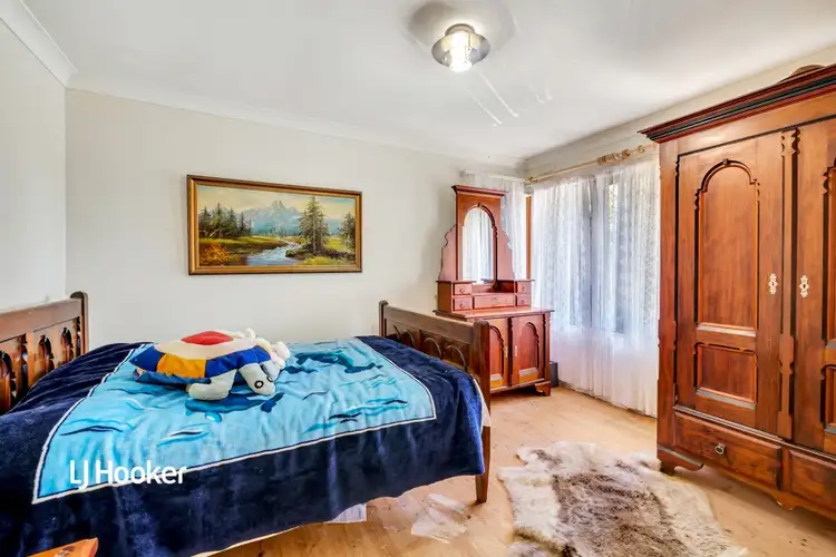 Fifth view of Homely house listing, 15 Bungana Avenue, Para Vista SA 5093