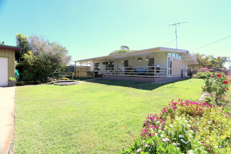 58 School Lane, Emerald QLD 4720
