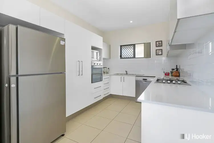 Sixth view of Homely townhouse listing, 4/104 Wynyard Street, Cleveland QLD 4163