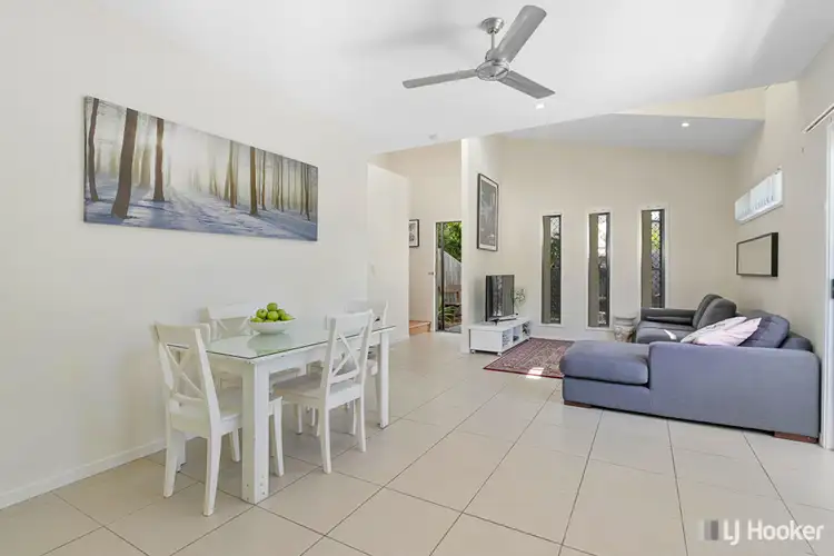 Seventh view of Homely townhouse listing, 4/104 Wynyard Street, Cleveland QLD 4163