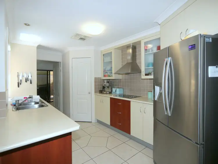 Fifth view of Homely house listing, 8 Dodd Drive, Emerald QLD 4720