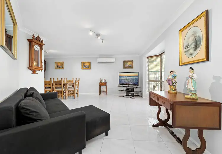 Fifth view of Homely house listing, 2 Oakblue Crescent, Kallangur QLD 4503