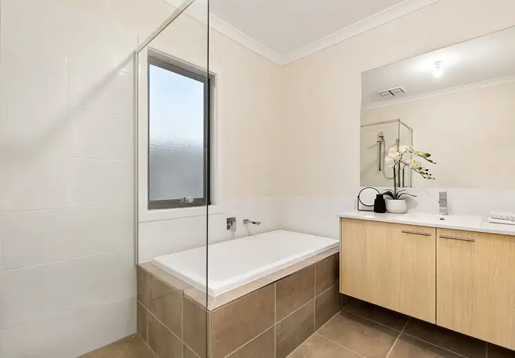 Fifth view of Homely townhouse listing, 51 Janefield Drive, Bundoora VIC 3083