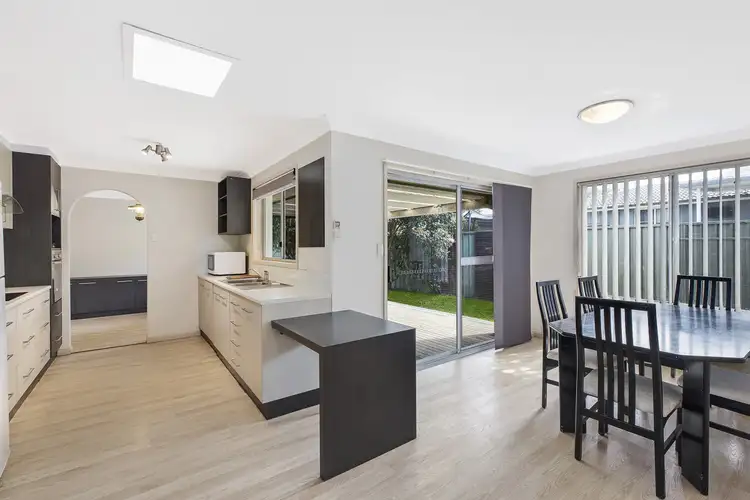 16 Barramundi Place, Bateau Bay NSW 2261