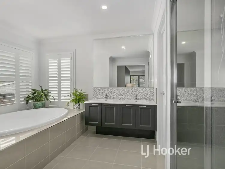 Fourth view of Homely house listing, 16 Hobson Place, Inverloch VIC 3996
