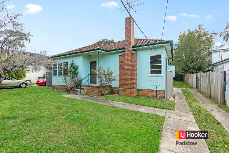 22 Cheatle Street, East Hills NSW 2213