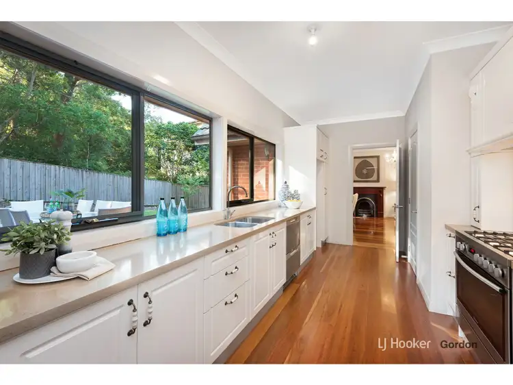 Sixth view of Homely house listing, 2 Nadene Place, Pymble NSW 2073