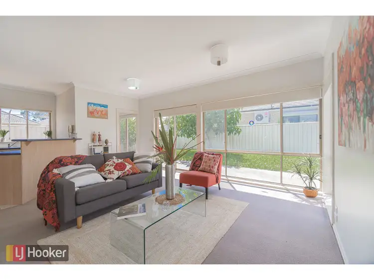 Third view of Homely house listing, 8 Tuscorora Green, Craigieburn VIC 3064