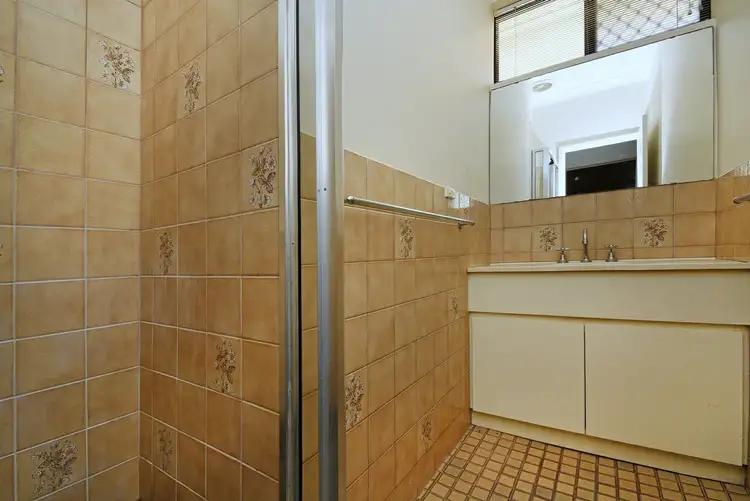 Sixth view of Homely villa listing, 1/25 Wheatcroft Street, Scarborough WA 6019