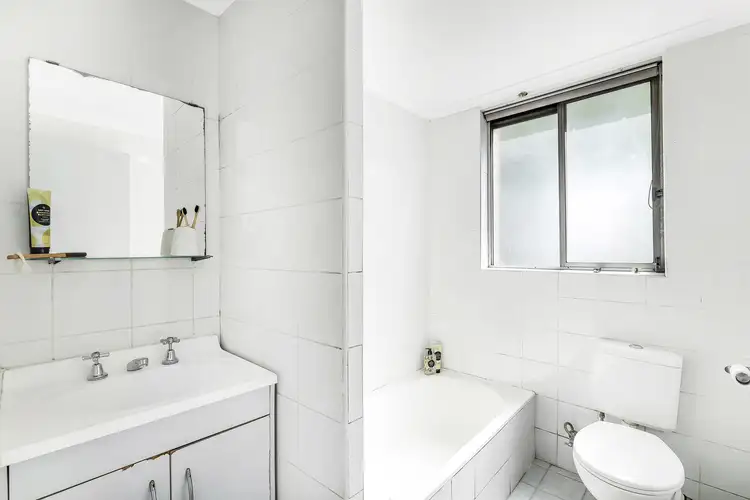 Fifth view of Homely apartment listing, 2/919 Botany Road, Rosebery NSW 2018