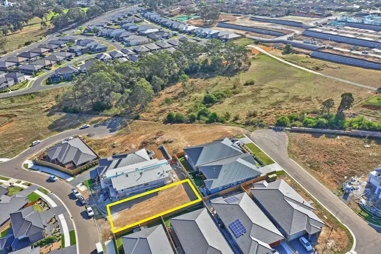 18 Kingsman Avenue, Elderslie NSW 2570