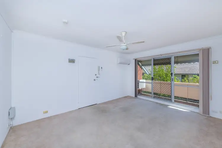 Sixth view of Homely unit listing, 4/16 Yarrow Street, Queanbeyan NSW 2620