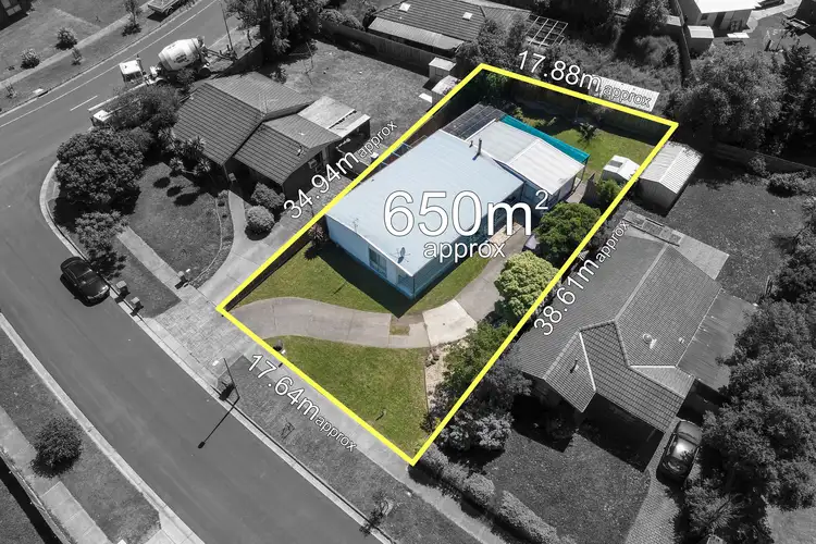 26 Woodlands Crescent, Narre Warren VIC 3805