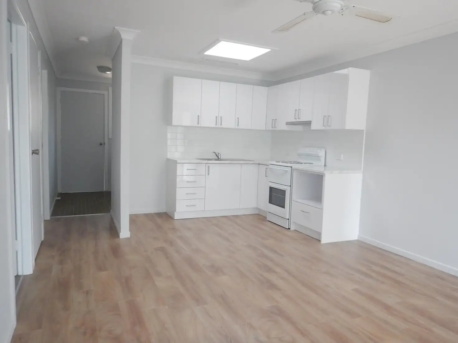 Main view of Homely unit listing, 2/96 Park Beach Road, Coffs Harbour NSW 2450