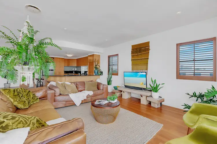 Fourth view of Homely semi-detached listing, 2/6 Arthur Street, Mermaid Beach QLD 4218