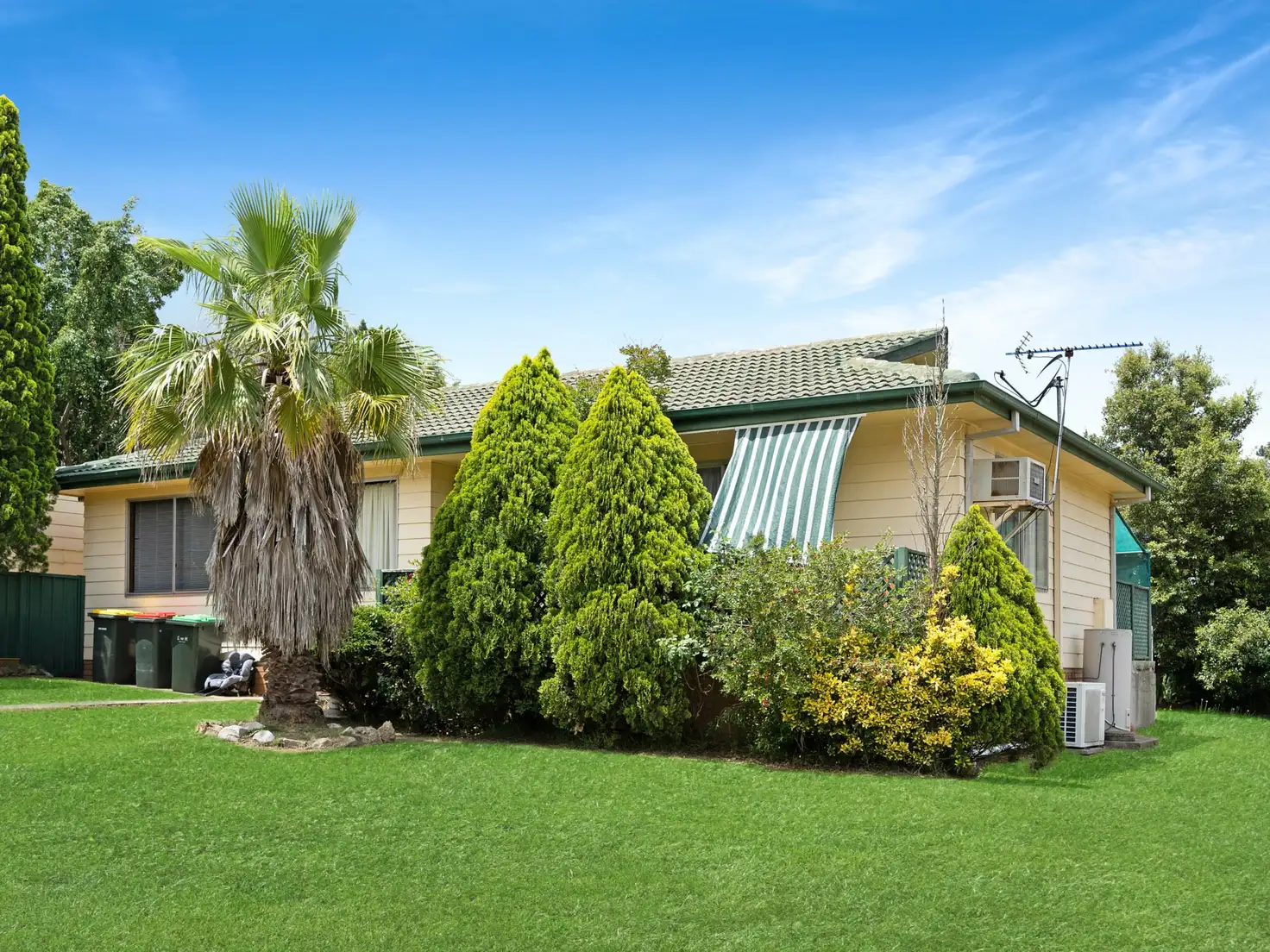 Main view of Homely house listing, 2 Saarinen Close, Thornton NSW 2322