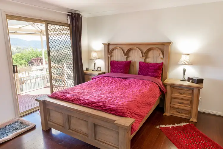 Fifth view of Homely house listing, 1 Robinia Drive, Lithgow NSW 2790