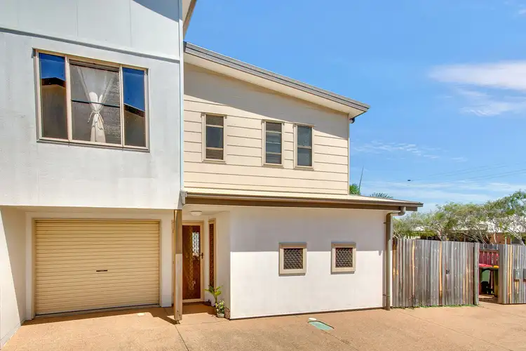 Main view of Homely unit listing, Unit 1/1 Cross Street, South Gladstone QLD 4680