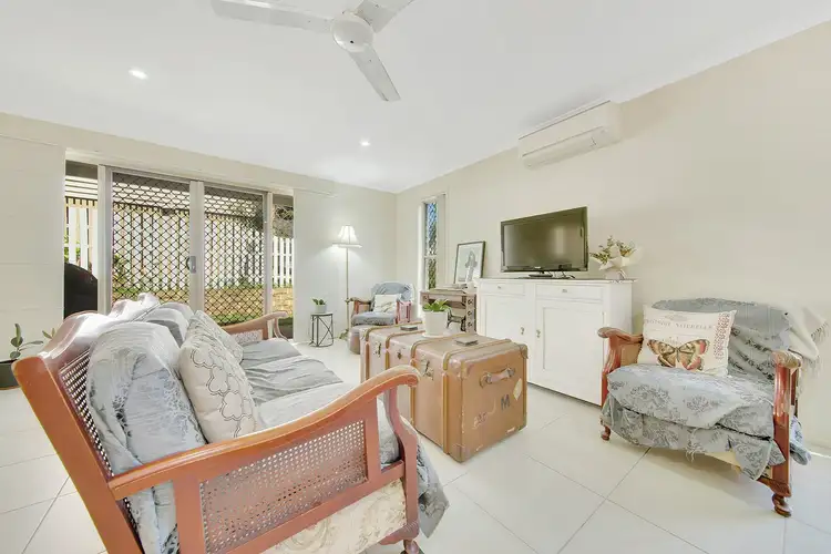 Fifth view of Homely unit listing, Unit 1/1 Cross Street, South Gladstone QLD 4680