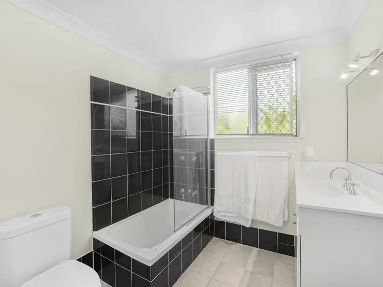 Sixth view of Homely unit listing, 2/16 Springfield Crescent, Manoora QLD 4870