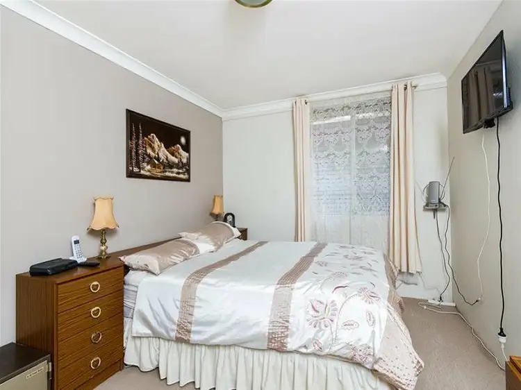 Sixth view of Homely unit listing, 8/3 Harvard, Jesmond NSW 2299