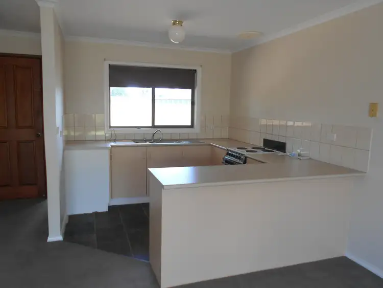 Second view of Homely unit listing, Unit 18/5 Parnee Street, Swan Hill VIC 3585