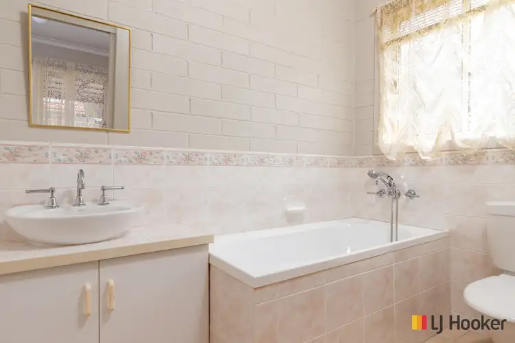 Sixth view of Homely house listing, 4 Flinders Way, Surf Beach NSW 2536