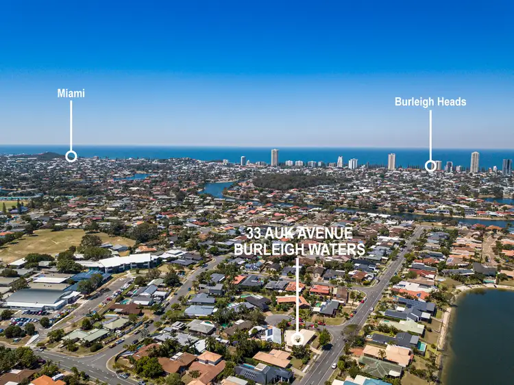 33 Auk Avenue, Burleigh Waters QLD 4220