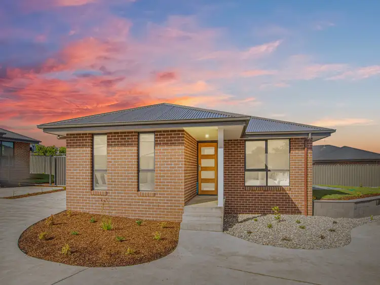 Unit  3, 4 & 5/8 - 10 Penicola Place, Newnham TAS 7248
