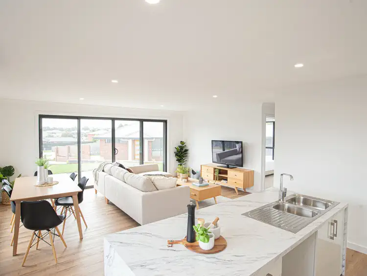 Fourth view of Homely unit listing, Unit  3, 4 & 5/8 - 10 Penicola Place, Newnham TAS 7248