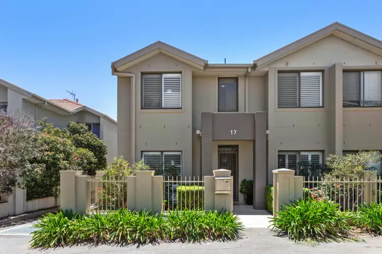 17 Frances Burke Street, Gungahlin ACT 2912