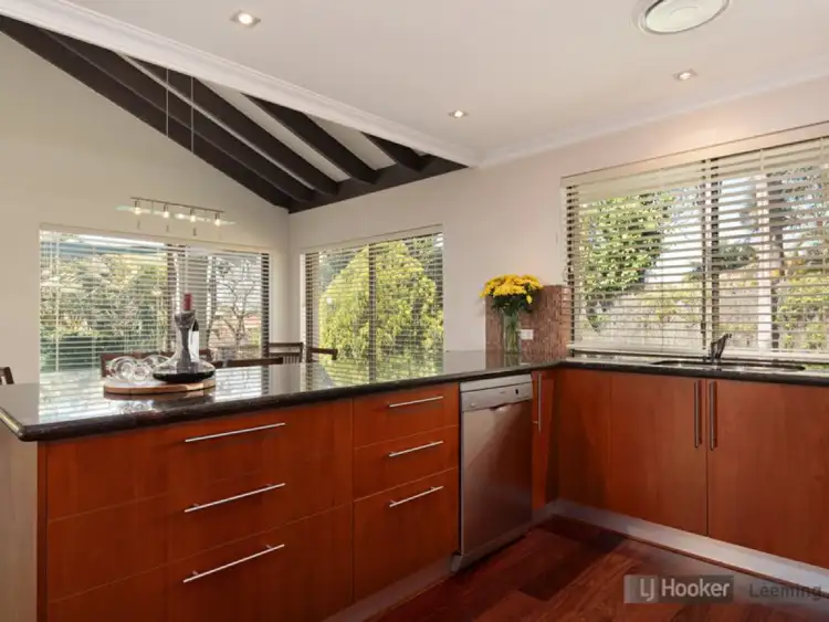 Sixth view of Homely house listing, 11 Watts Place, Leeming WA 6149