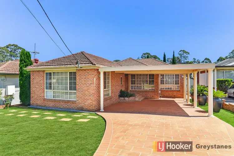 19 Warren Road, Woodpark NSW 2164
