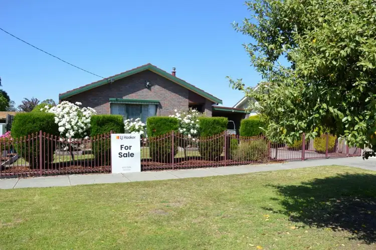 Fourth view of Homely house listing, 33 Duke Street, Rosedale VIC 3847