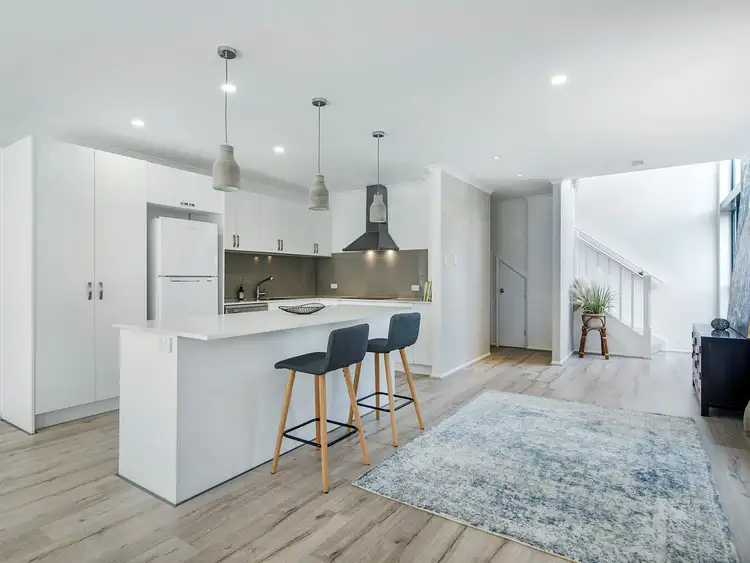 1/26 Oak Avenue, Surfers Paradise QLD 4217