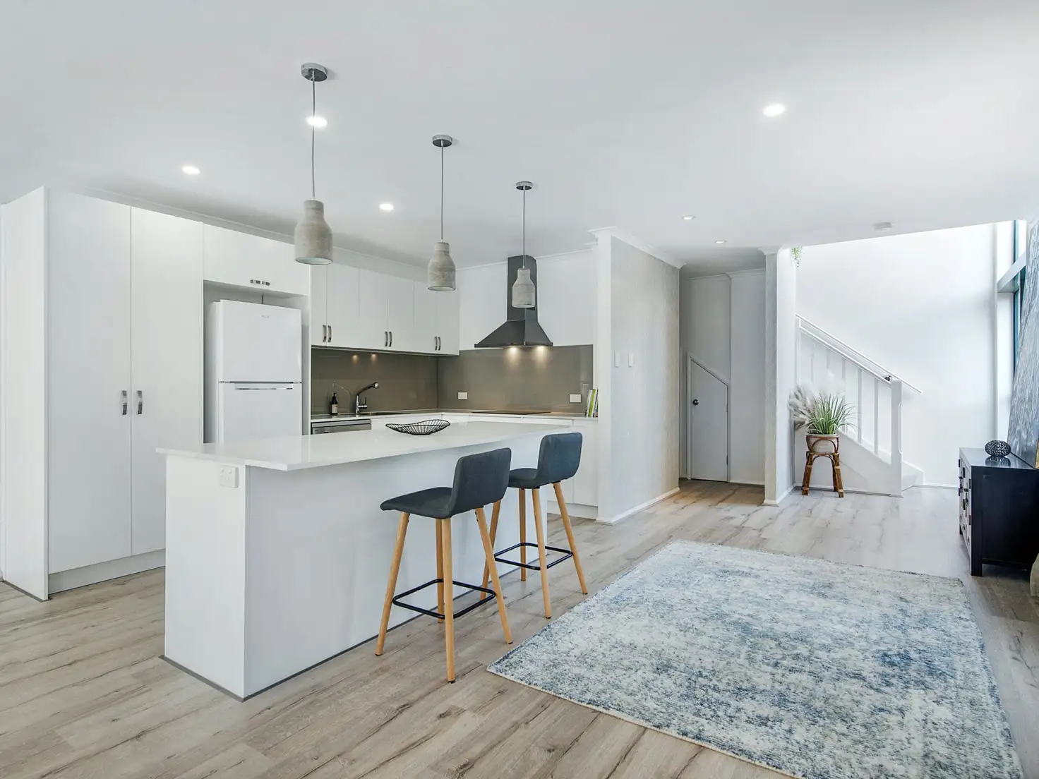Main view of Homely semi-detached listing, 1/26 Oak Avenue, Surfers Paradise QLD 4217