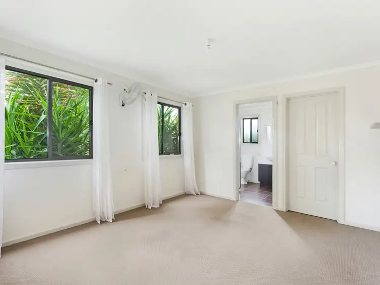 Fifth view of Homely house listing, 8 Greenwood Rise, Broadford VIC 3658