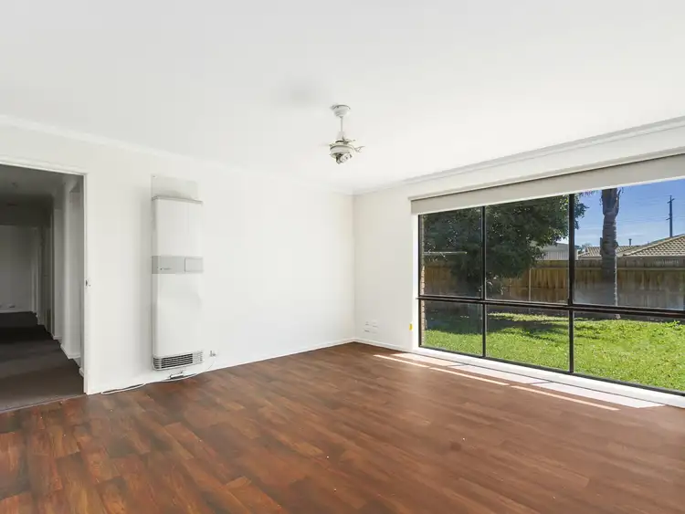 Sixth view of Homely house listing, 8 Regency Court, Traralgon VIC 3844