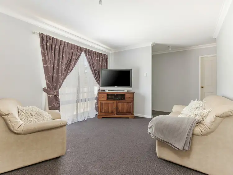 Seventh view of Homely house listing, 45 Delamere Way, Camillo WA 6111