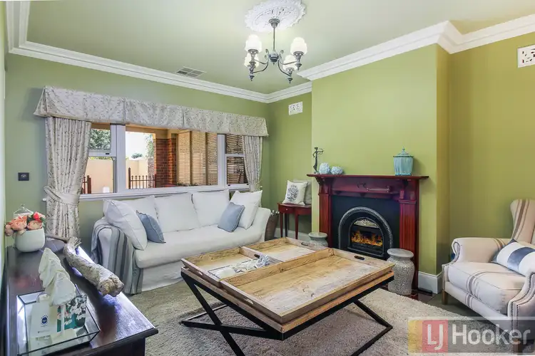 Fourth view of Homely house listing, 18 Grandview Crescent, Hillside VIC 3037