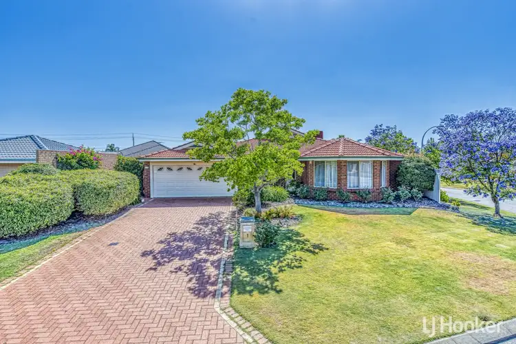 1 Kentia Close, Thornlie WA 6108