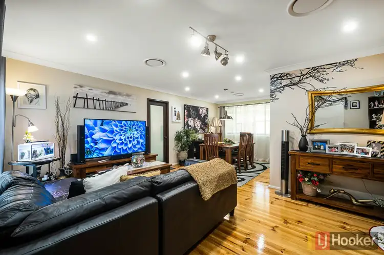 2 Wyangala Crescent, Leumeah NSW 2560