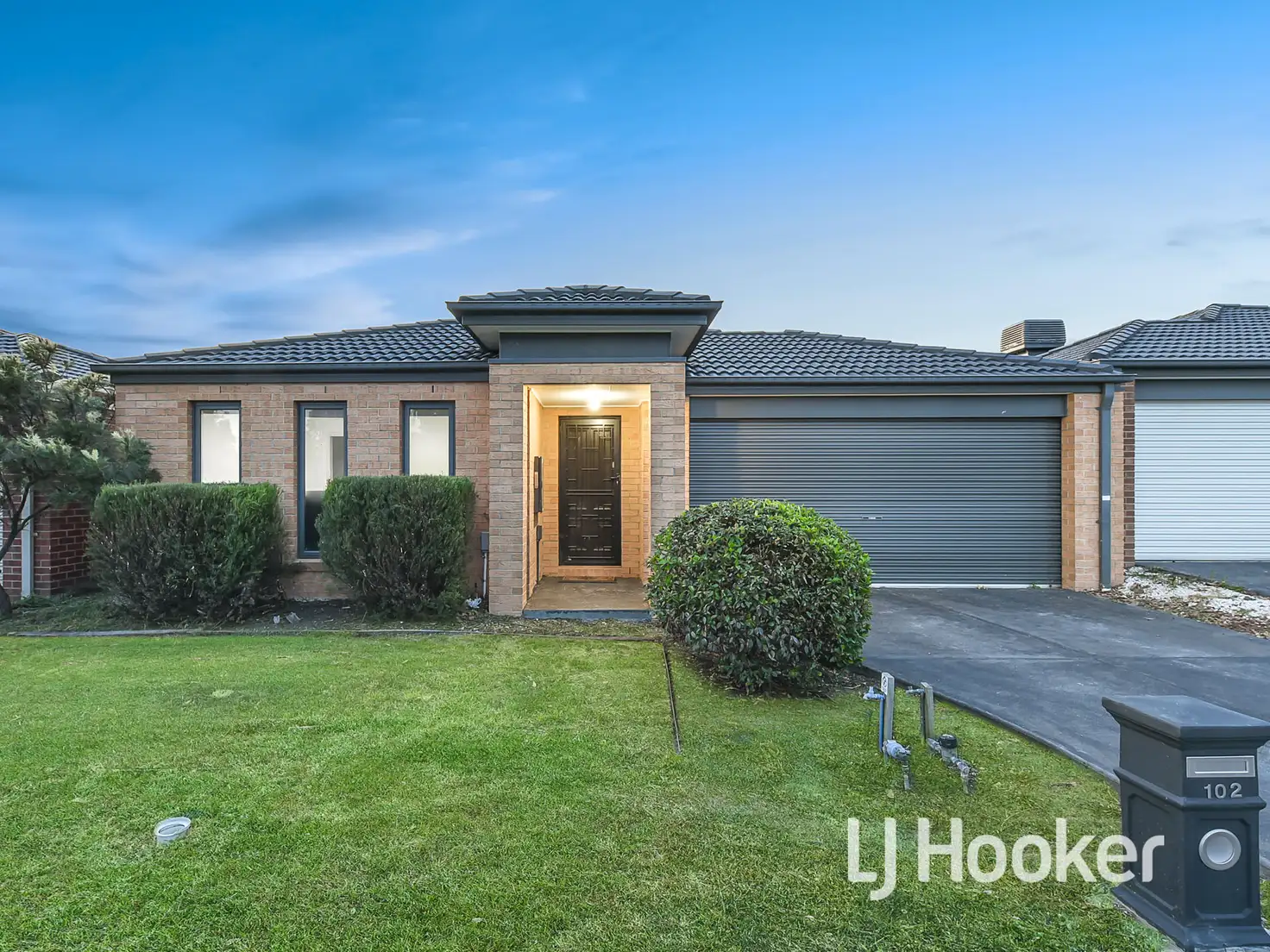 Main view of Homely house listing, 102 Mountain View Boulevard, Cranbourne North VIC 3977