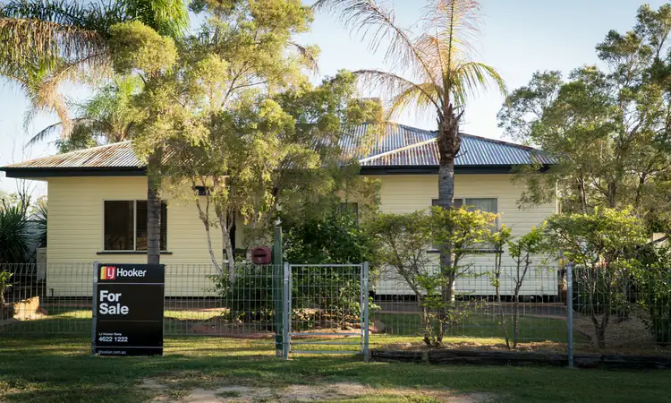 21 Timbury Street, Roma QLD 4455