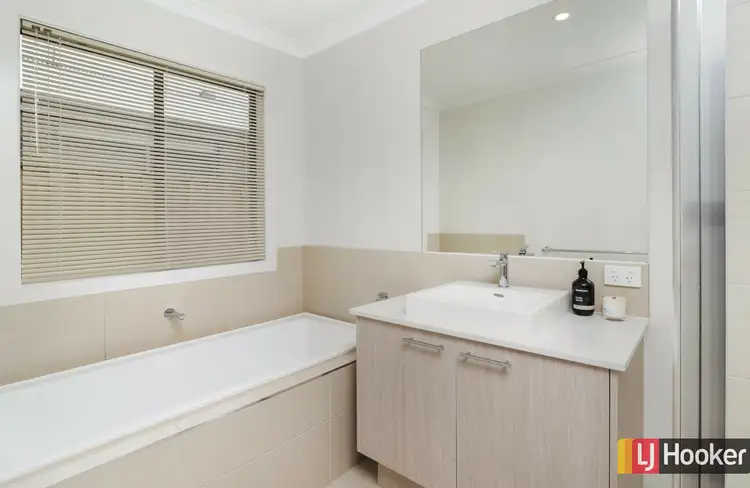Fourth view of Homely house listing, 8 Hillcrest Road, Beveridge VIC 3753