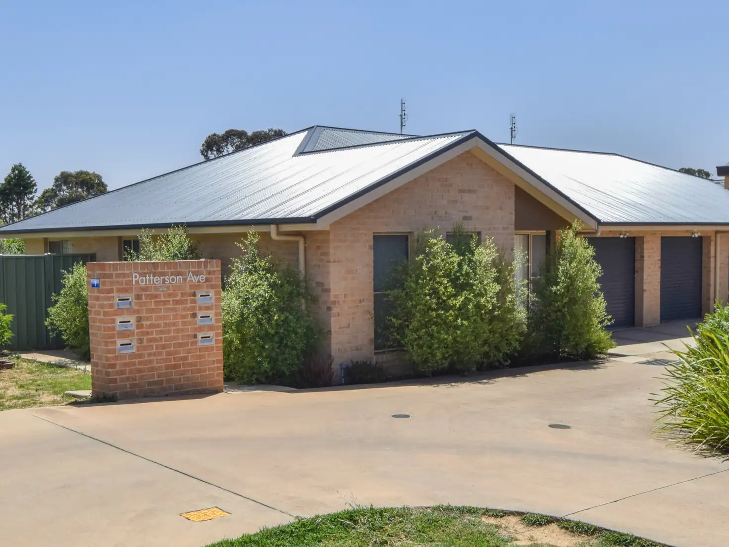 Main view of Homely townhouse listing, 1/1-6 Patterson Avenue, Young NSW 2594