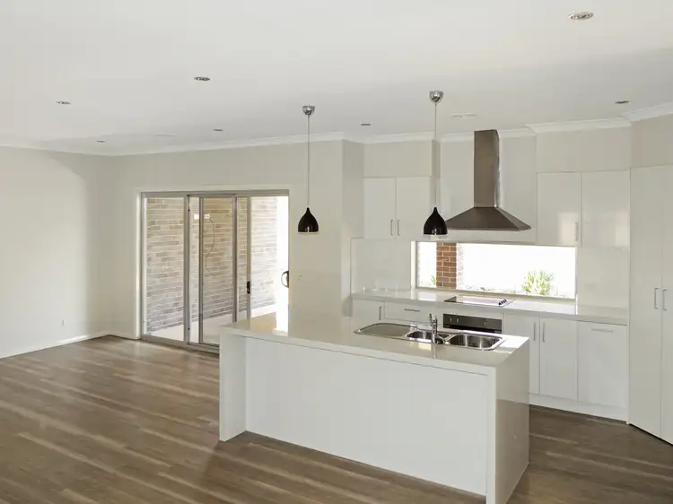 Fourth view of Homely house listing, 3 Scarlet Street, Swan Hill VIC 3585