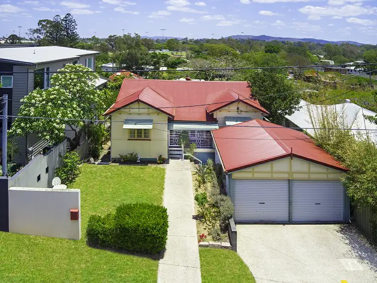 51 Newcastle Street, Fairfield QLD 4103