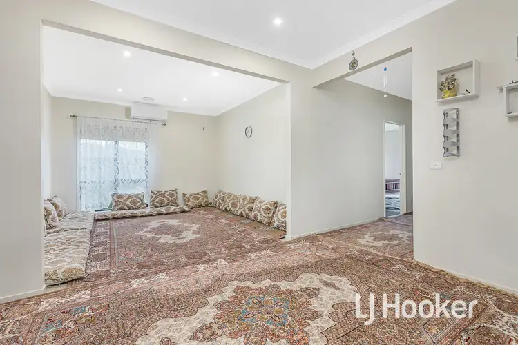 Fifth view of Homely house listing, 9 Chorus Way, Cranbourne East VIC 3977